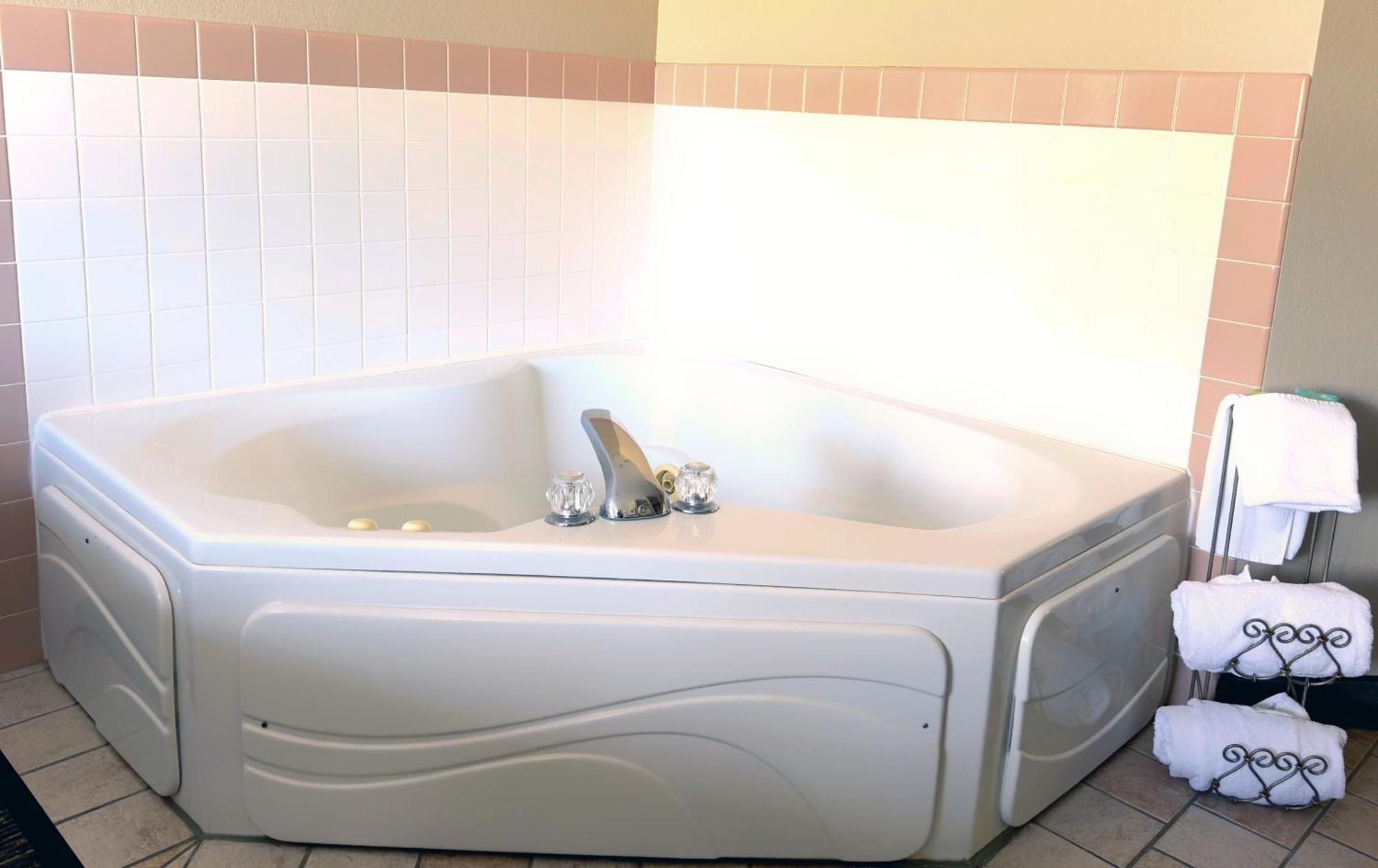 Country Trails Inn &Suites Lanesboro Eksteriør billede